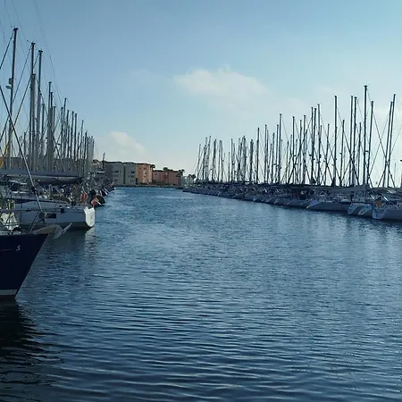 Cote Marina Apartment *